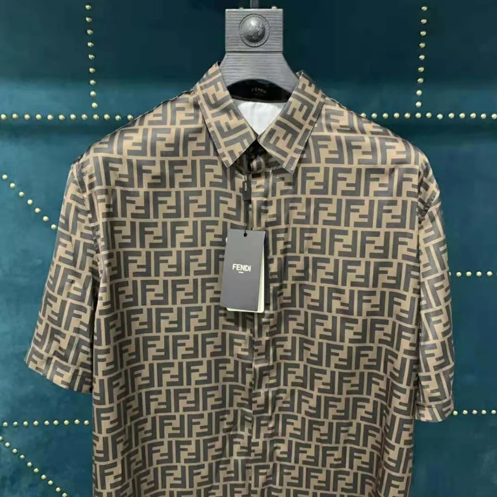 Fendi Brown Silk Shirt with Italian-Style Collar and Short Sleeves for Women Fendi Brown Silk Shirt with Italian-Style Collar and Short Sleeves for Women