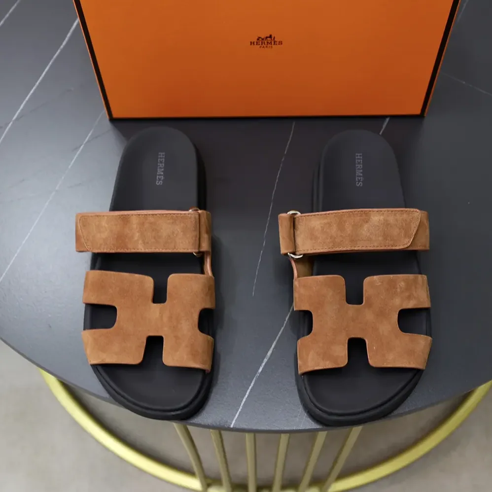 Hermes Chypre Sandal for Unisex in Brown Hermes Chypre Sandal for Unisex in Brown
