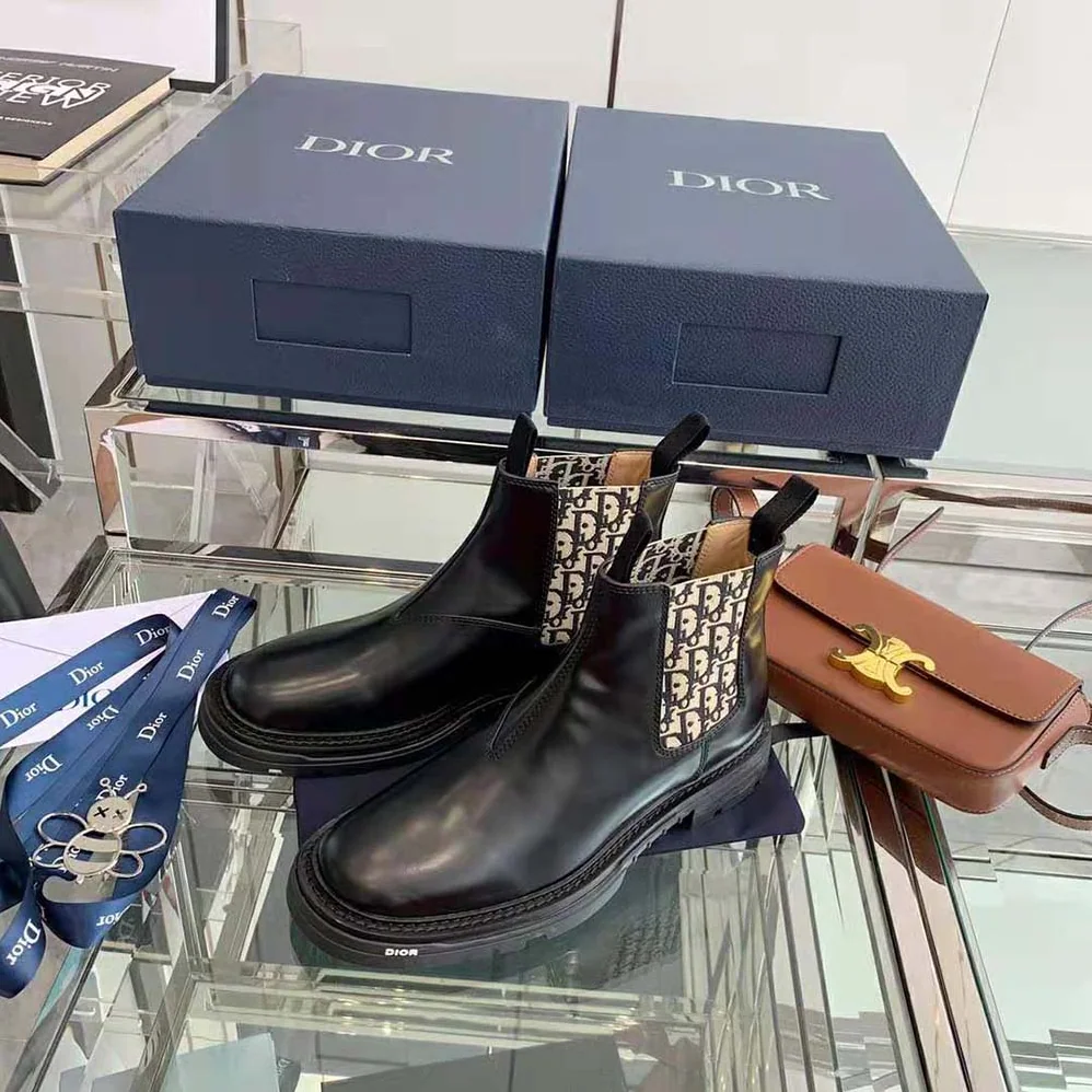 Dior Explorer II Chelsea Boot Black Polished Calfskin for Men Dior Explorer II Chelsea Boot Black Polished Calfskin for Men