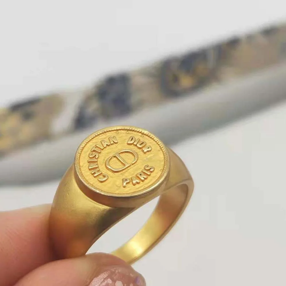Dior 30 Montaigne Ring Gold for Women in Finish Metal