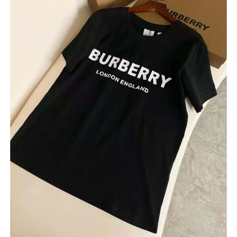 Burberry Logo Print Cotton T-shirt for Men in Black