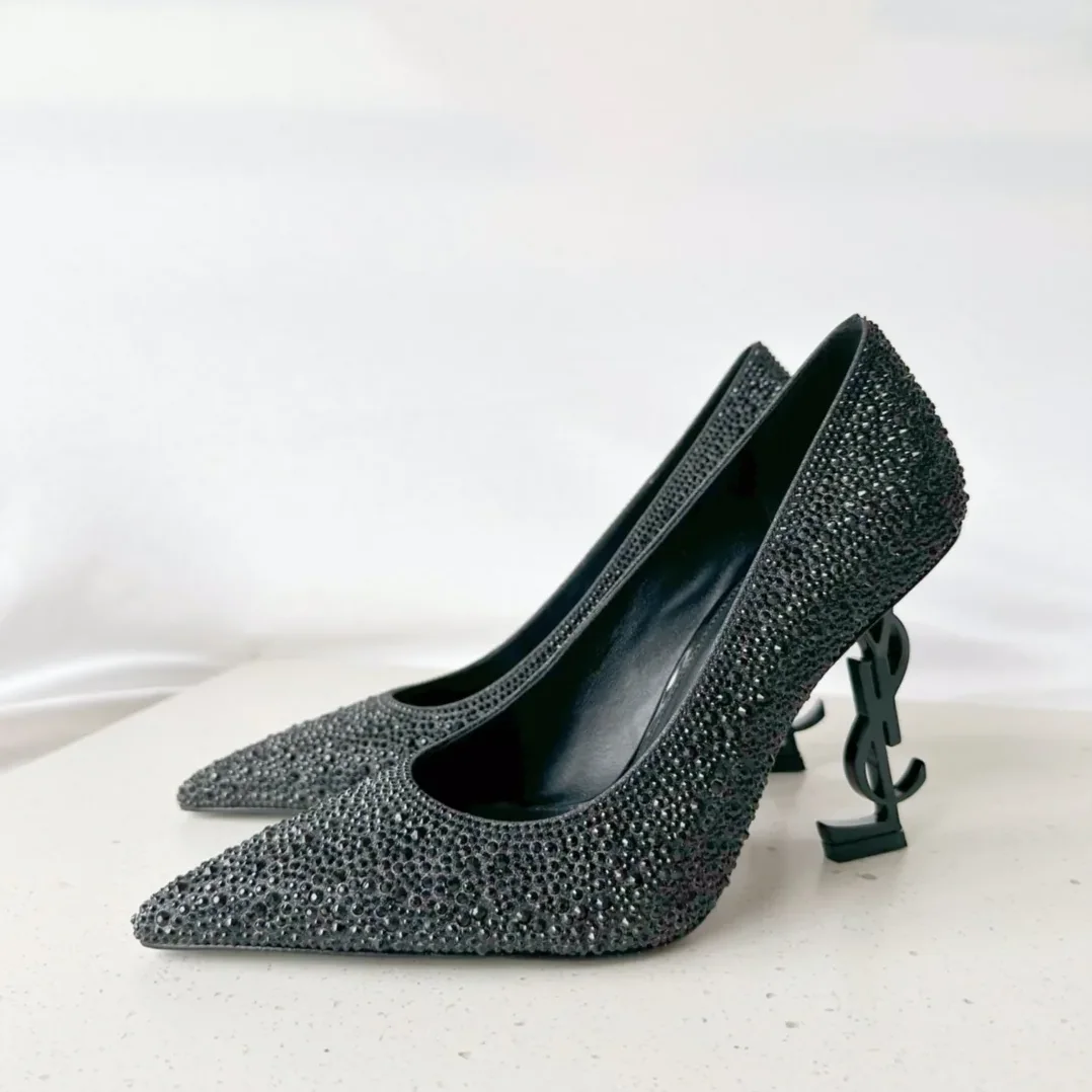 Saint Laurent Opyum Pumps In Rhinestones Black
