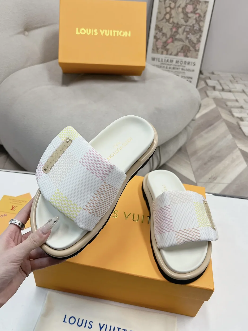 Louis Vuitton Pool Pillow Flat Comfort Mule Multicolor Louis Vuitton Pool Pillow Flat Comfort Mule Multicolor
