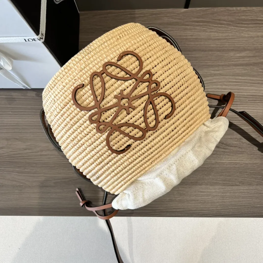 Loewe Beehive Basket Bag Beige/Brown / A223Z48X03 Loewe Beehive Basket Bag Beige/Brown / A223Z48X03