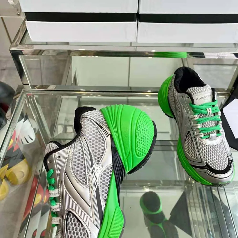 Givenchy TK-MX Runner Sneakers in Mesh for Unisex in Green Givenchy TK-MX Runner Sneakers in Mesh for Unisex in Green