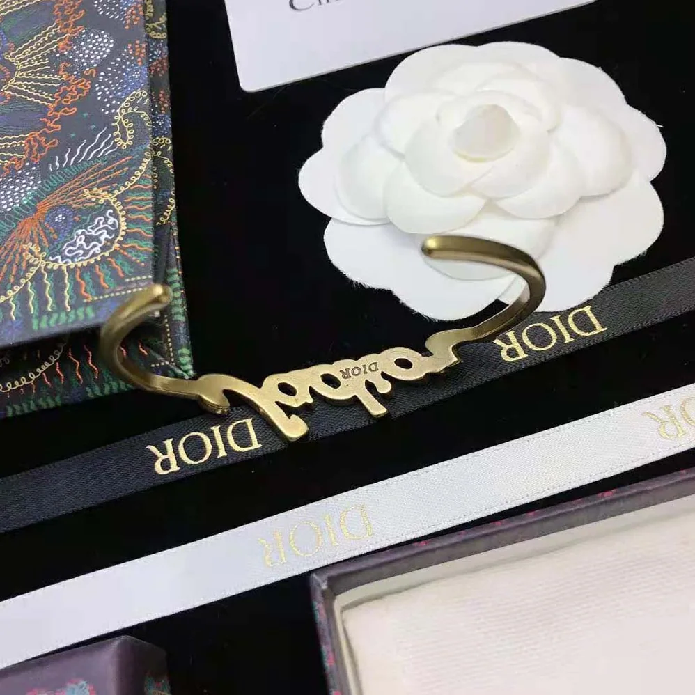 Dior J'Adior Bracelet Antique Gold for Women in Finish Metal Dior J'Adior Bracelet Antique Gold for Women in Finish Metal