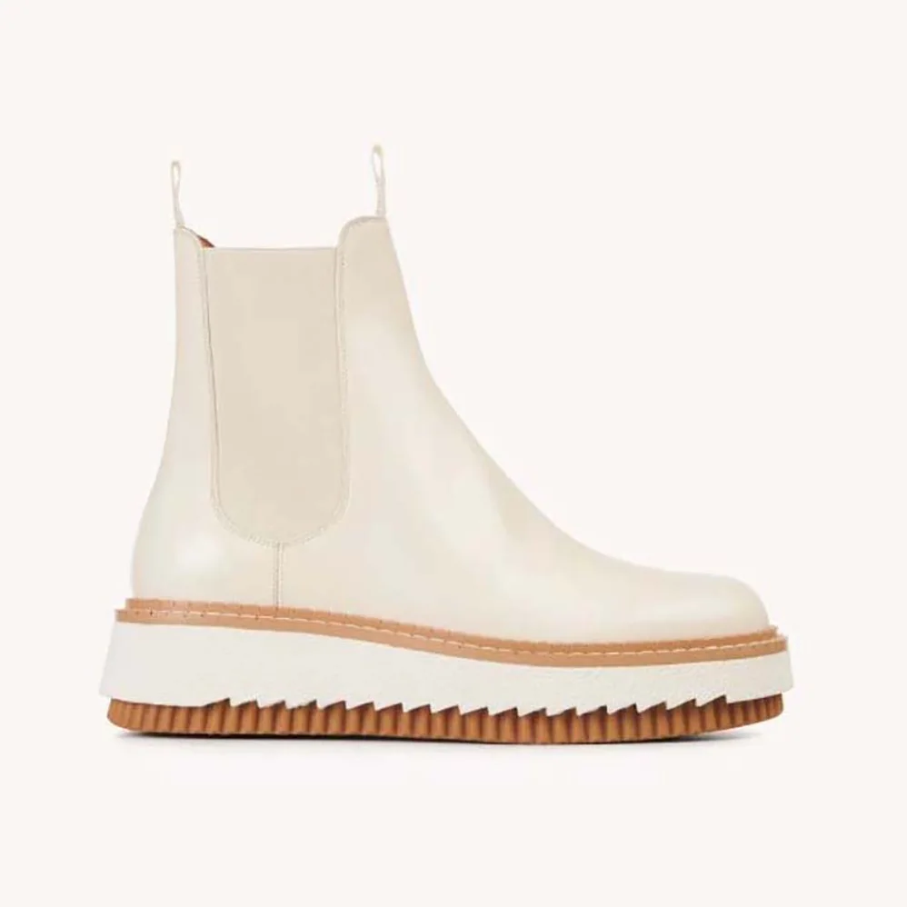 Chloe Kurtys Flat Chelsea Boot for Women in Beige Chloe Kurtys Flat Chelsea Boot for Women in Beige