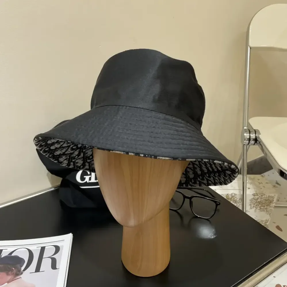 Dior Reversible Teddy-D Small Brim Bucket Hat Black Cotton Blend for Unisex