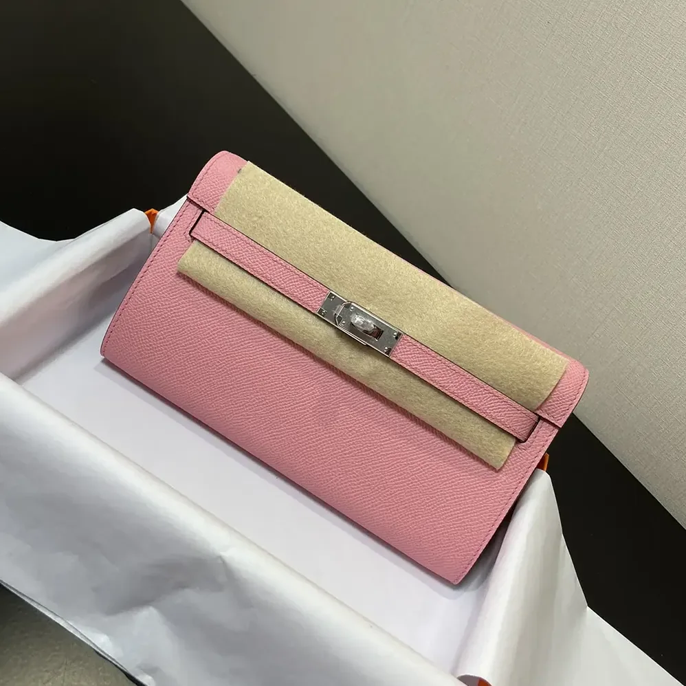 Hermes Kelly To Go in Epsom Leather for Women in Pink Hermes Kelly To Go in Epsom Leather for Women in Pink