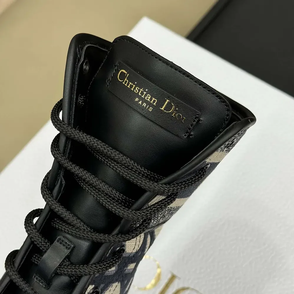 Dior D-Major Ankle Boot Black Calfskin with Deep Blue for Women Dior D-Major Ankle Boot Black Calfskin with Deep Blue for Women