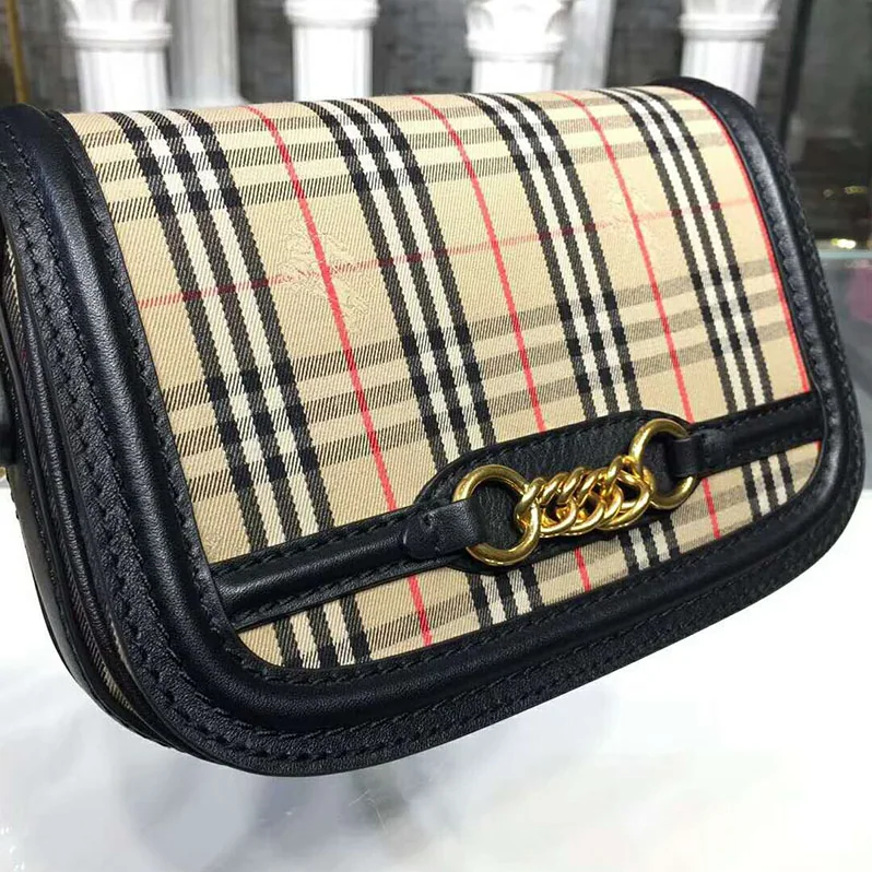 Burberry The 1983 Check Link Bag Leather Trim for Women in Black Burberry The 1983 Check Link Bag Leather Trim for Women in Black