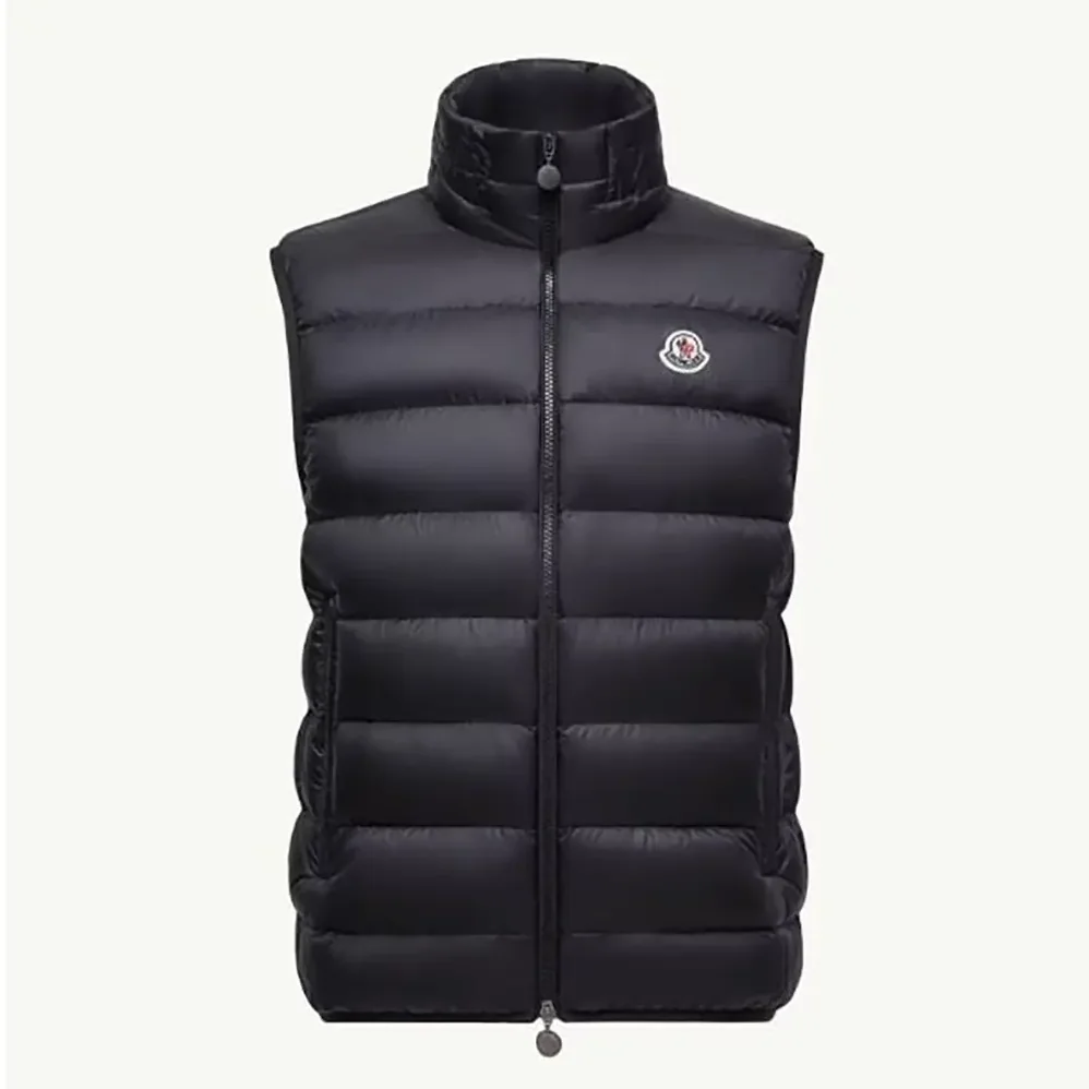 Moncler Rocoque Down Gilet for Men in Black Moncler Rocoque Down Gilet for Men in Black