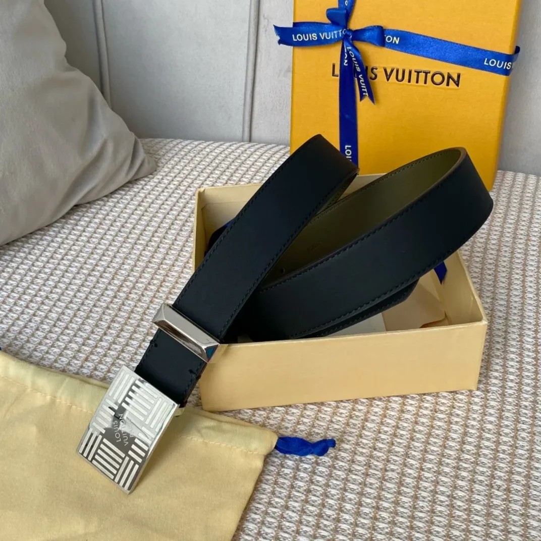 Louis Vuitton Metropole LV Belt Black LV for Women Louis Vuitton Metropole LV Belt Black LV for Women