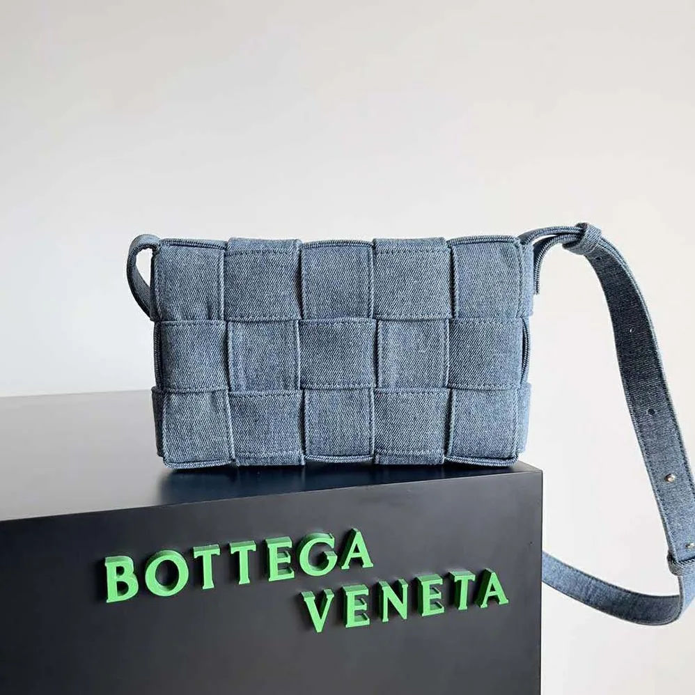Bottega Veneta Cassette Intreccio Washed Denim Cross for Women in Body Bag
