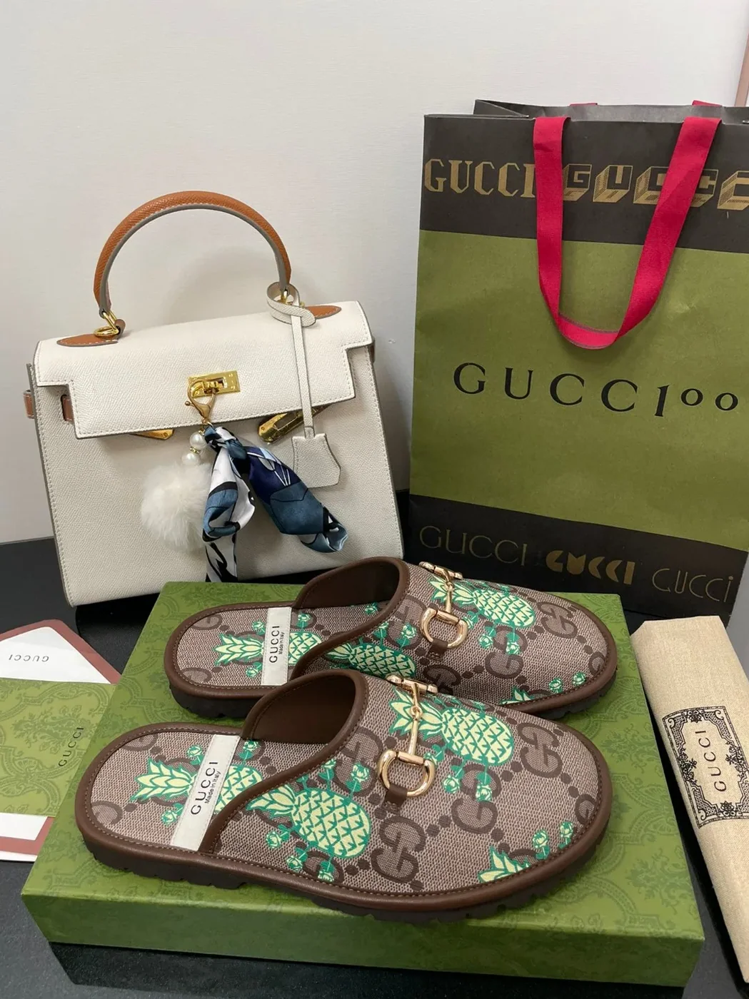 Gucci GG Slipper With Horsebit Brown in Pineapple Print GG Shoes for Men Gucci GG Slipper With Horsebit Brown in Pineapple Print GG Shoes for Men