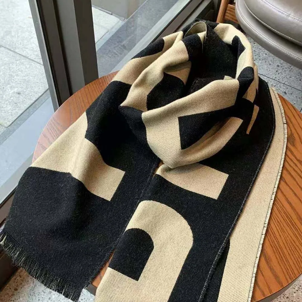 Burberry Logo Wool Jacquard Scarf for Women in Brown Burberry Logo Wool Jacquard Scarf for Women in Brown