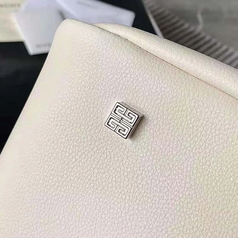 Givenchy Medium G-Hobo Bag in Smooth Leather for Women in Beige Givenchy Medium G-Hobo Bag in Smooth Leather for Women in Beige