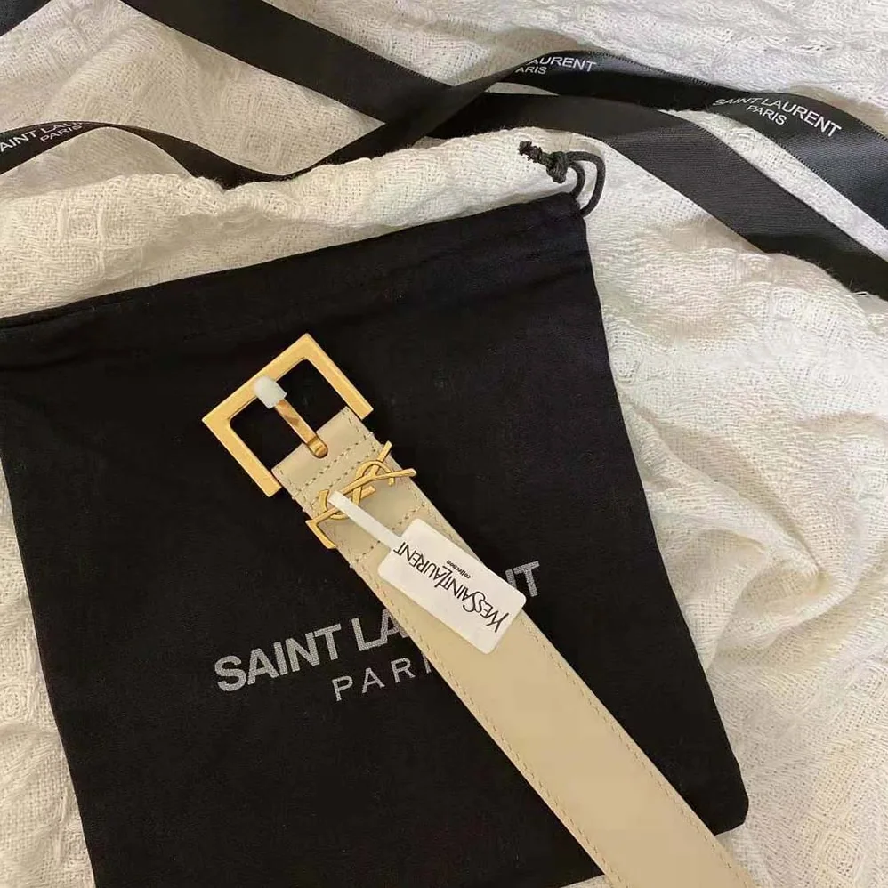 Saint Laurent YSL Cassandre Thin Belt with Square Buckle in Lacquered Leather for Women in Beige Saint Laurent YSL Cassandre Thin Belt with Square Buckle in Lacquered Leather for Women in Beige