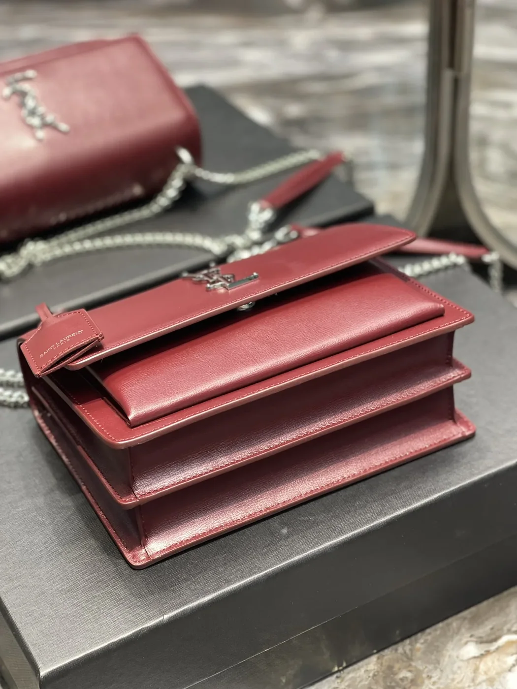 Saint Laurent Sunset Medium Chain Bag Red / Saint Laurent Sunset Medium Chain Bag Red /