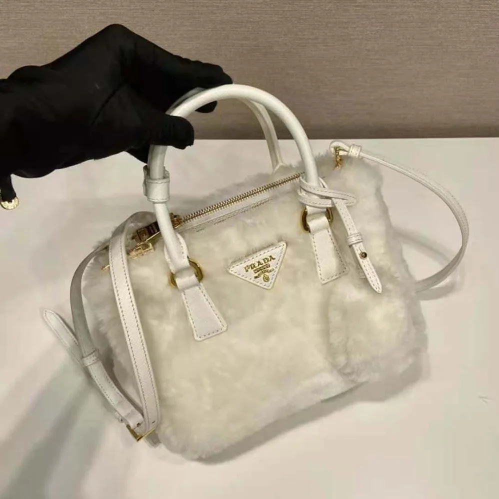 Prada Prada Galleria Shearling Mini-Bag for Women in White Prada Prada Galleria Shearling Mini-Bag for Women in White