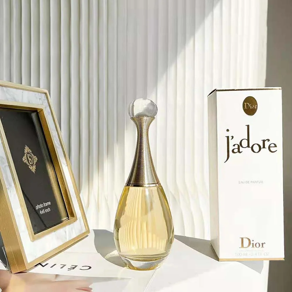 Dior J'adore L'or Fragrance – Solar and Intense Floral Notes for Women Dior J'adore L'or Fragrance – Solar and Intense Floral Notes for Women