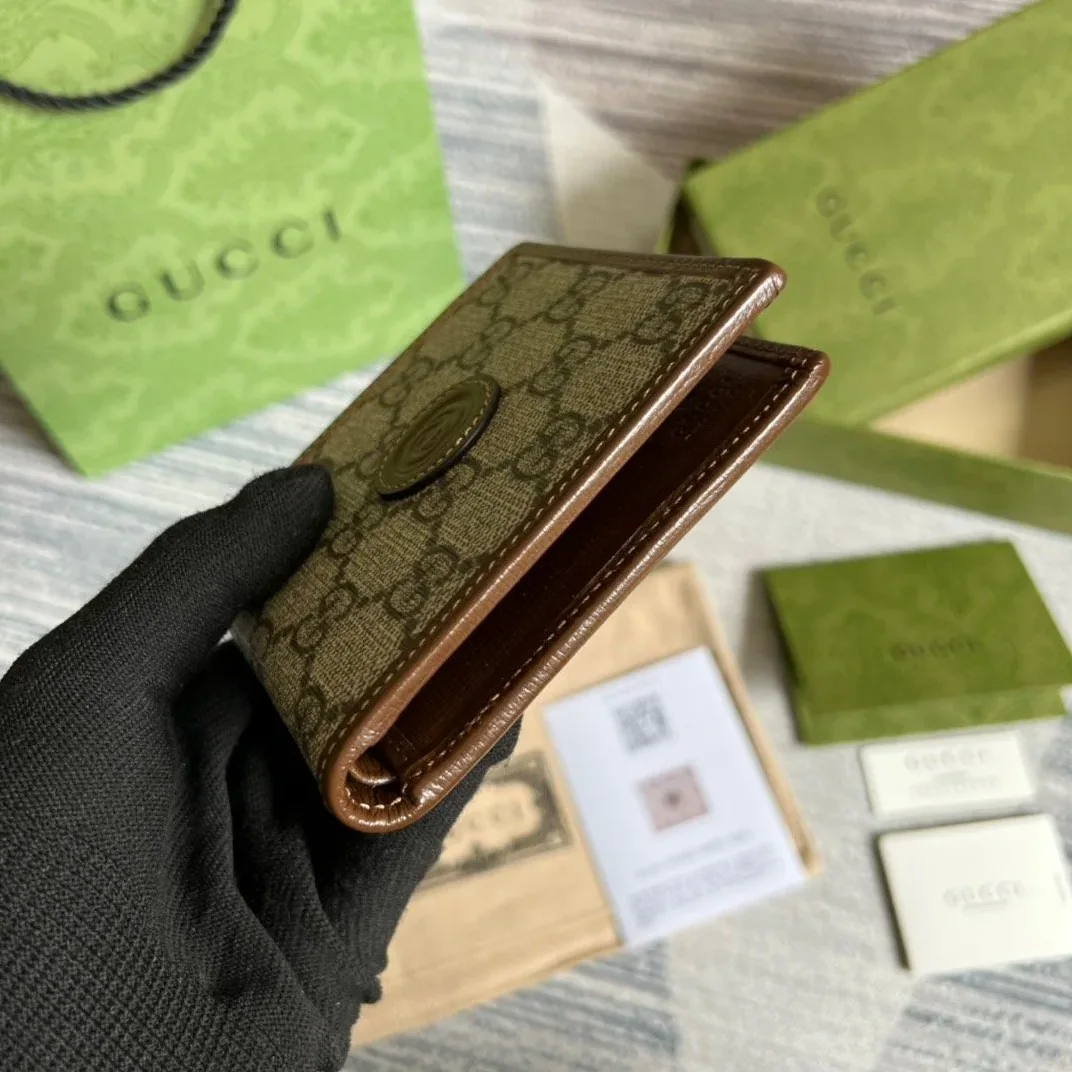 Gucci Card Case Wallet with Interlocking G Brown / GG Gucci Card Case Wallet with Interlocking G Brown / GG