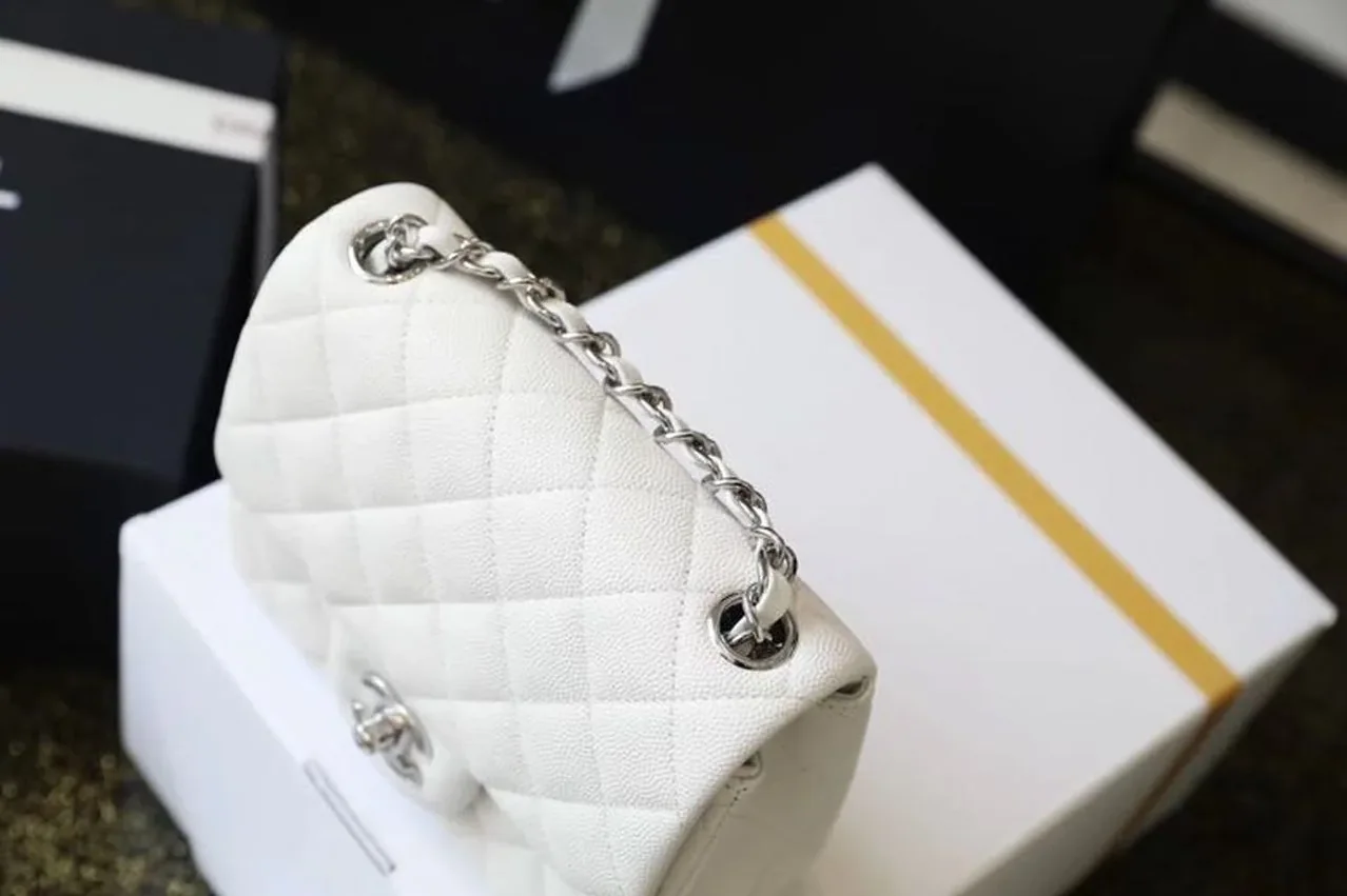 Chanel Classic Mini Flap Bag Silver Hardware White / Chanel Classic Mini Flap Bag Silver Hardware White /