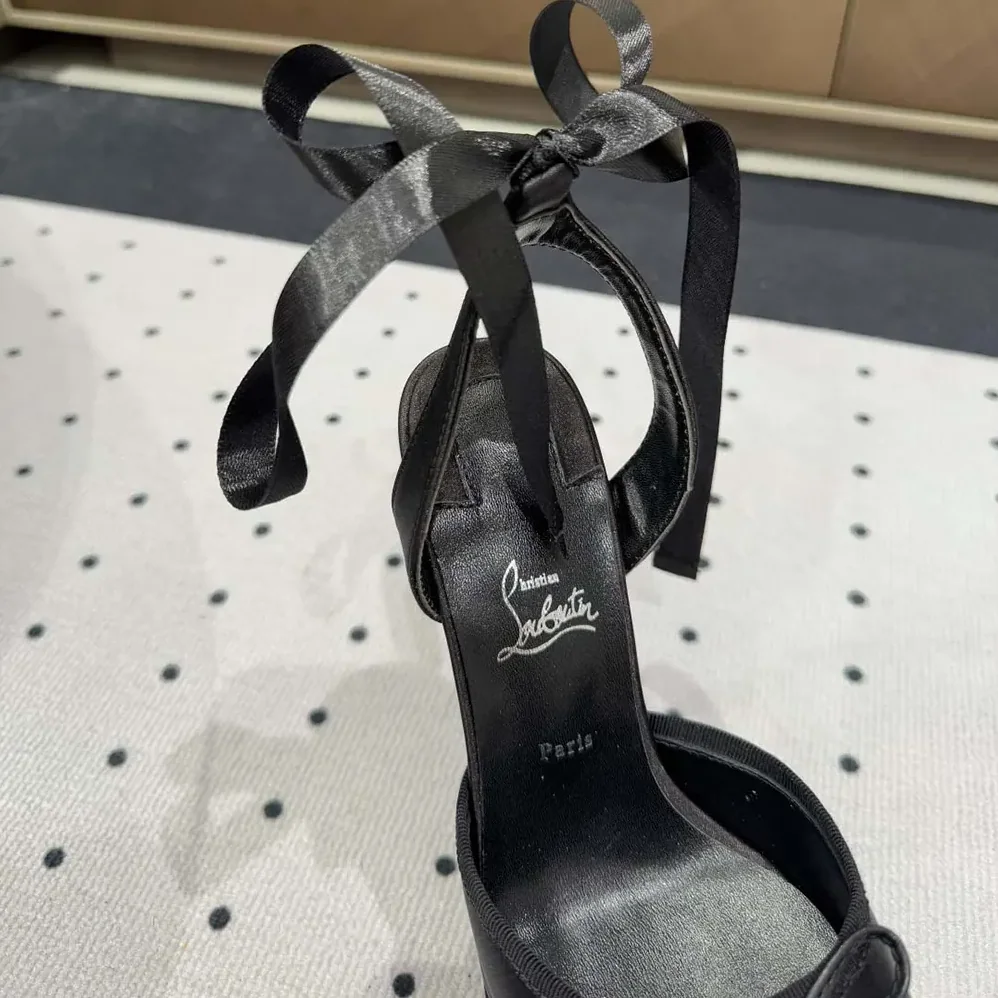 Christian Louboutin Cassia Lace Up Alta 160 mm Strappy Pumps for Women in Black