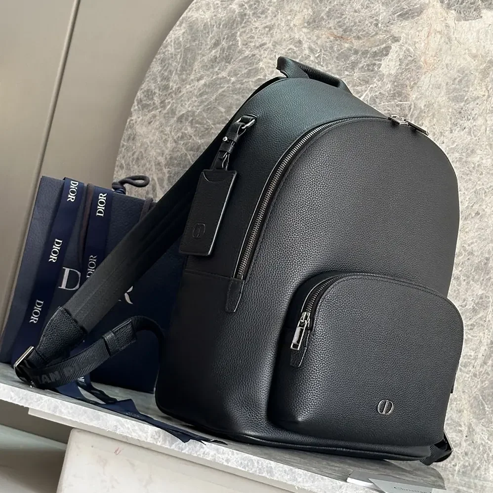 Dior CD Icon Zipped Backpack Gris Flanelle Matte Grained Calfskin for Men