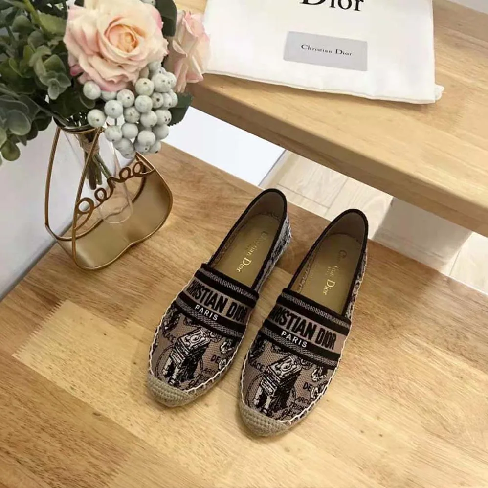 Dior Granville Espadrille Beige and Black Cotton Embroidered with Plan de Paris Motif for Women Dior Granville Espadrille Beige and Black Cotton Embroidered with Plan de Paris Motif for Women