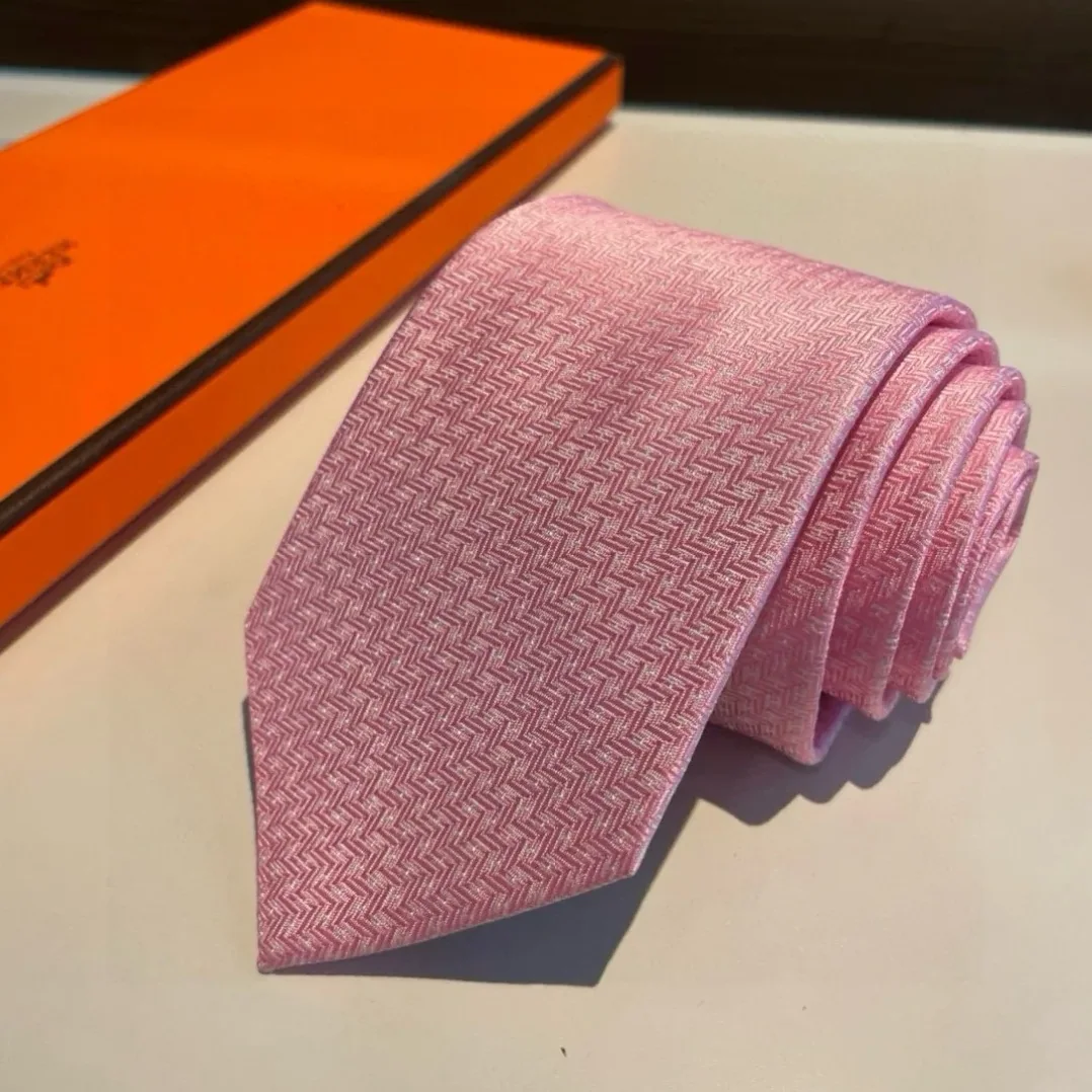 Hermes Elegent Rose Silk Tie Hermes Elegent Rose Silk Tie