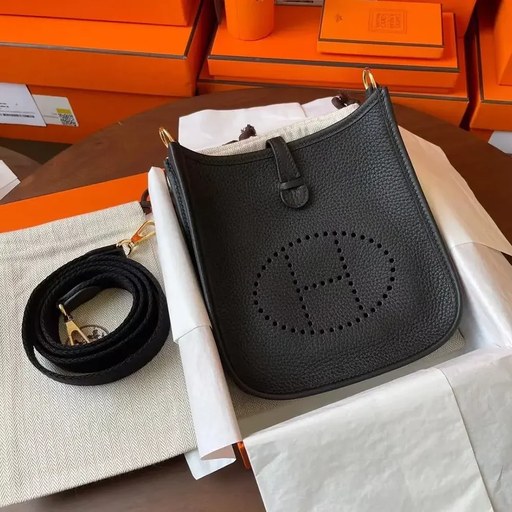 Hermes Evelyne 16 Amazone in Clemence Leather for Women in Black/Gold