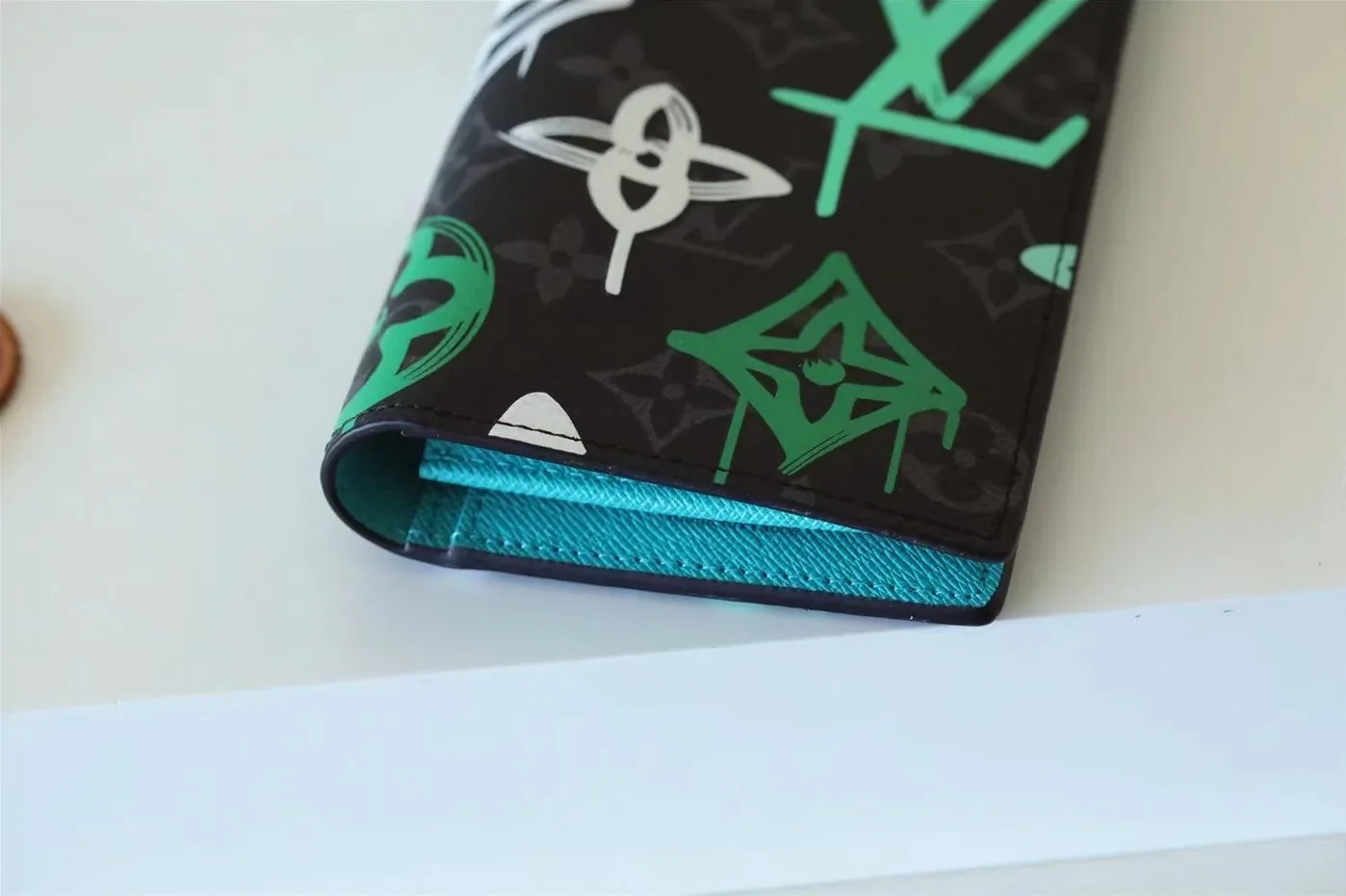 Louis Vuitton Brazza Wallet Black Monogram Flowers Black /