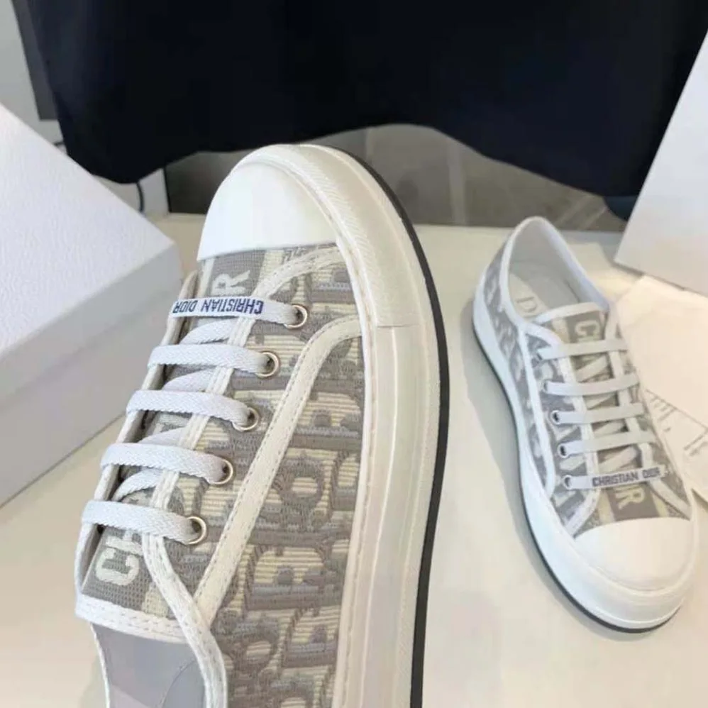 Dior Walk'n'dior Platform Sneaker Stone Gray Dior Oblique Embroidered Cotton for Women Dior Walk'n'dior Platform Sneaker Stone Gray Dior Oblique Embroidered Cotton for Women