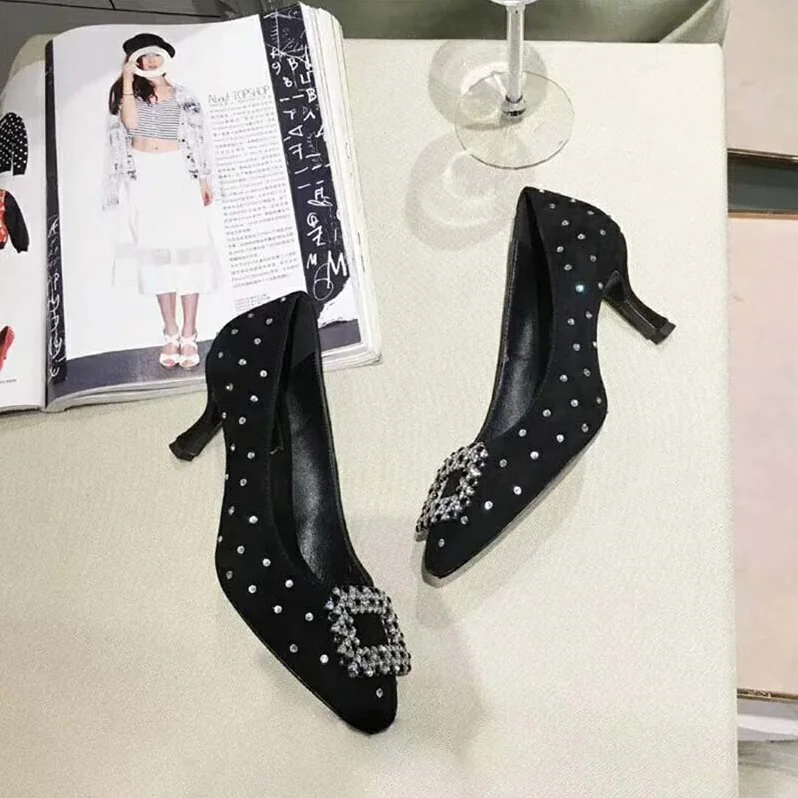 Roger Vivier Shoes Vertigo Diadem Dots Pumps 60mm Heel for Women in Black Roger Vivier Shoes Vertigo Diadem Dots Pumps 60mm Heel for Women in Black