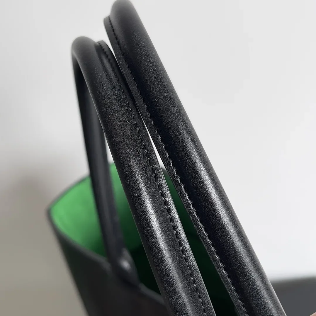Bottega Veneta Large Arco Tote Bag Black