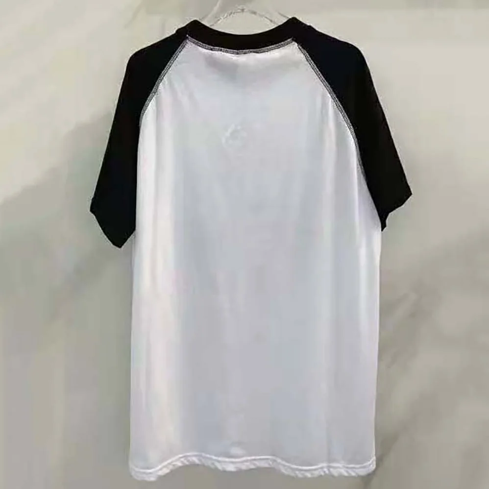 Loewe Cropped landscape T-shirt in Cotton for Women in Black Loewe Cropped landscape T-shirt in Cotton for Women in Black