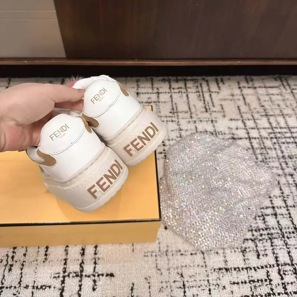 Fendi Match Low Top Platform Shoes In White Leather With Charm for Women
