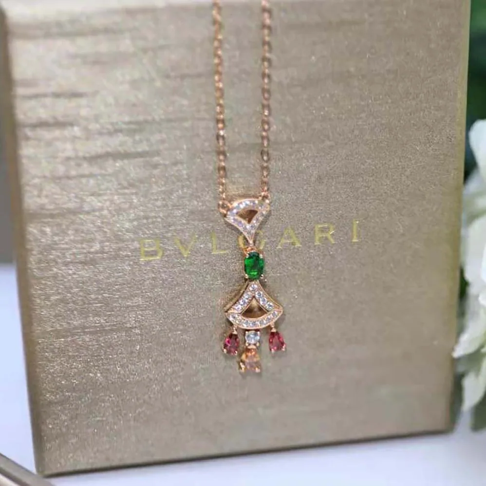 Bvlgari Divas Dream Necklace 18 KT Rose Gold for Women Bvlgari Divas Dream Necklace 18 KT Rose Gold for Women