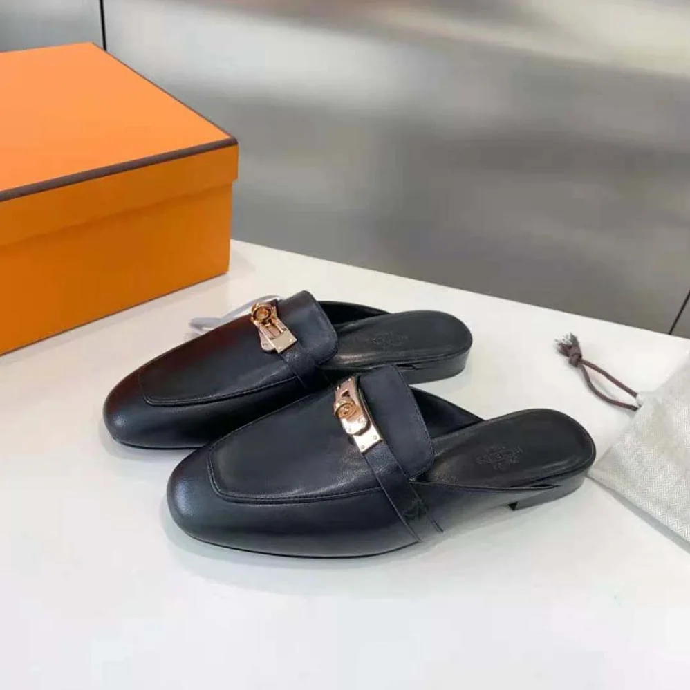Hermes OZ Mule in Black Calfskin Leather for Women Hermes OZ Mule in Black Calfskin Leather for Women