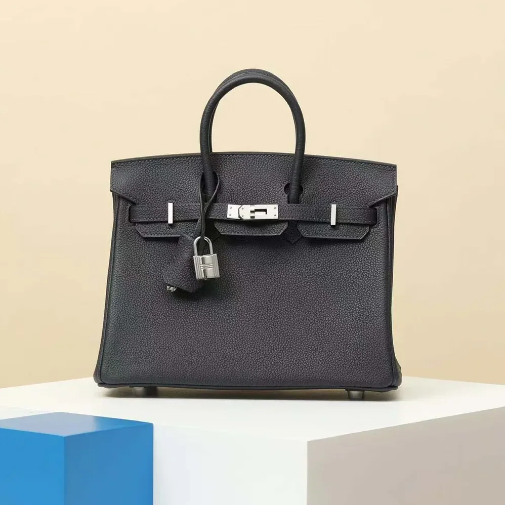 Hermes Birkin 30 Bag in Epsom Leather with Silver Hardware in Black/Silver