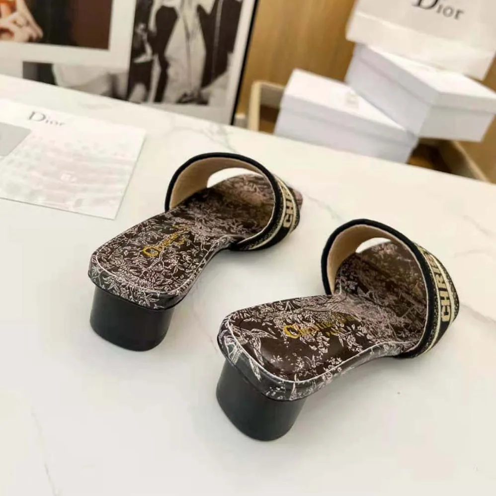 Dior Dway Heeled Slide Beige and Black Cotton Embroidered with Plan de Paris Motif for Women Dior Dway Heeled Slide Beige and Black Cotton Embroidered with Plan de Paris Motif for Women