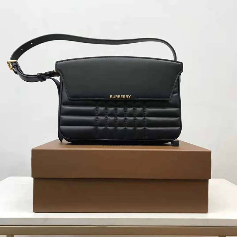 Burberry Quilted Leather Catherine Shoulder Bag for Women in Black