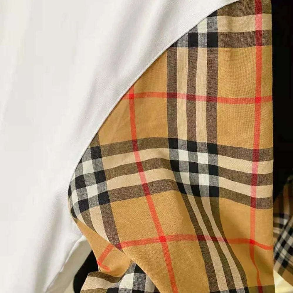 Burberry Vintage Check Sleeve Cotton T-shirt for Women in White Burberry Vintage Check Sleeve Cotton T-shirt for Women in White