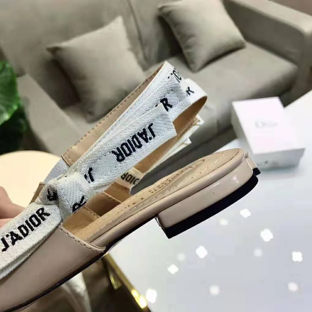 Dior J'adior Patent Calfskin Ballet Pump in 1cm Heel for Women in Sandy