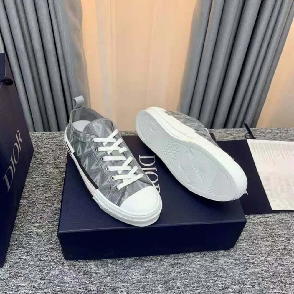 Dior B23 Low-Top Sneaker Dior Gray CD Diamond Canvas for Unisex Dior B23 Low-Top Sneaker Dior Gray CD Diamond Canvas for Unisex