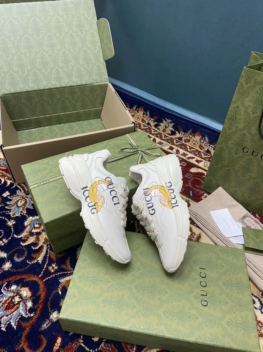 Gucci Rhyton Sneakers With Bananya White Ivory -2SH00-9522a Gucci Rhyton Sneakers With Bananya White Ivory -2SH00-9522a