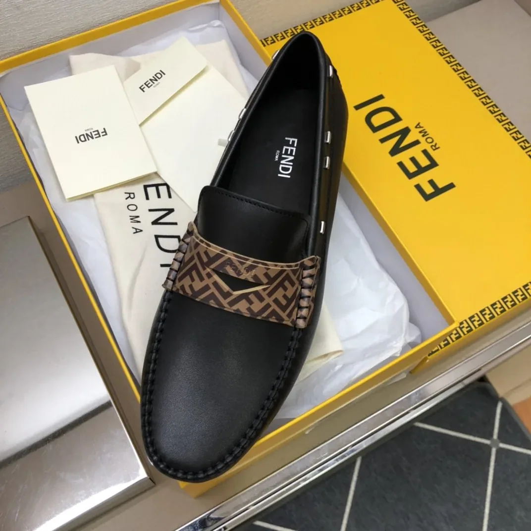 Fendi Force Black Loafers 7D1473