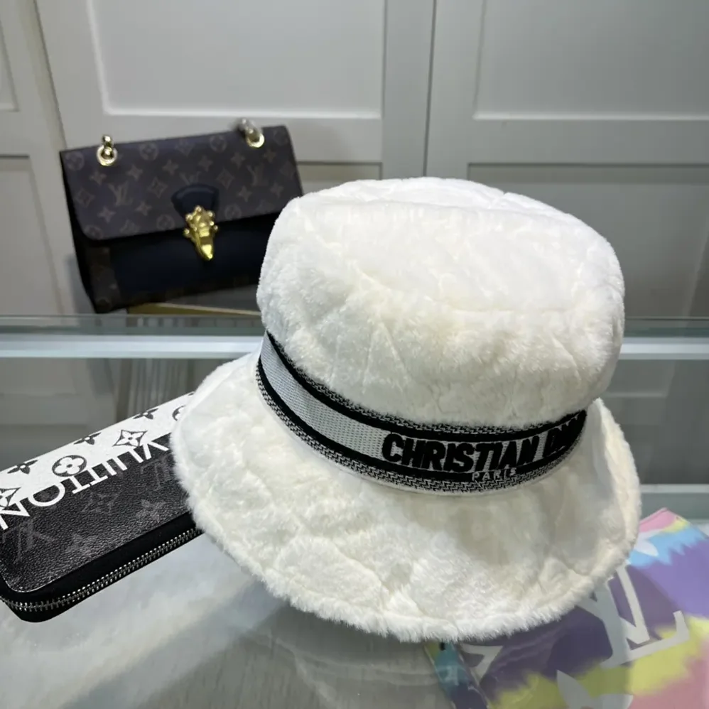 Dior D-Bobby Cannage Small Brim Bucket Hat Ecru Shearling for Unisex Dior D-Bobby Cannage Small Brim Bucket Hat Ecru Shearling for Unisex