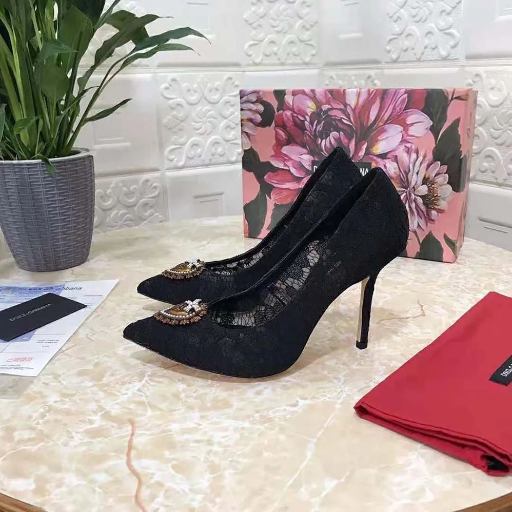 Dolce Gabbana D&G Taormina Lace Pumps with Devotion Heart for Women